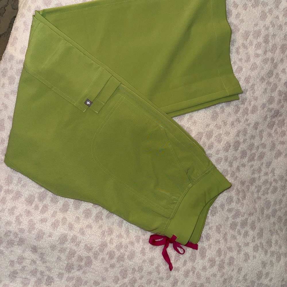 Figs Isabel Wide Leg Pants- matcha green